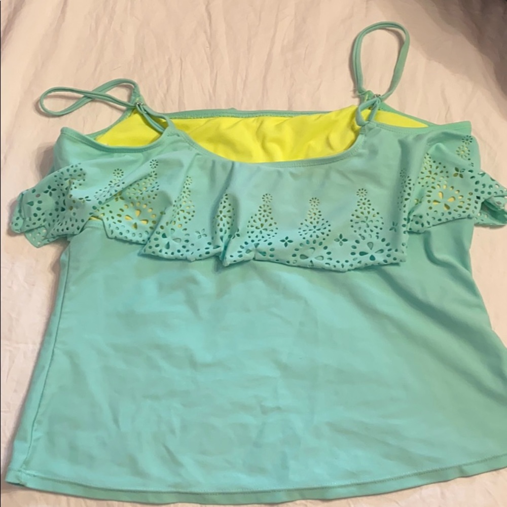 Bathing suit top - Picture 2 of 2